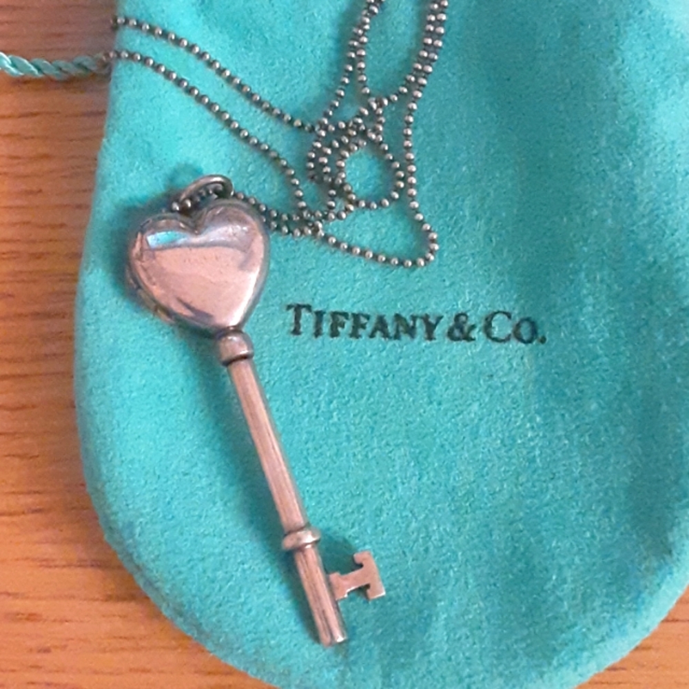 Tiffany & Co. Silver Heart Key Necklace-Vintage - Picture 2 of 9